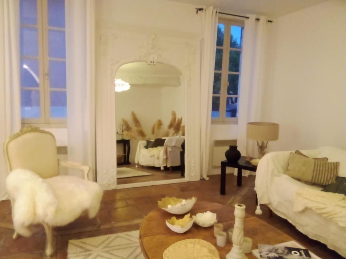 La Maison Perchee Aigues-Mortes Eksteriør billede